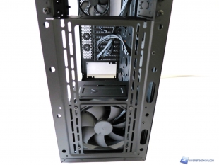 Thermaltake-V31-68